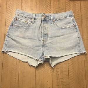 Light Blue High-Rise Levi’s 501 Denim Shorts